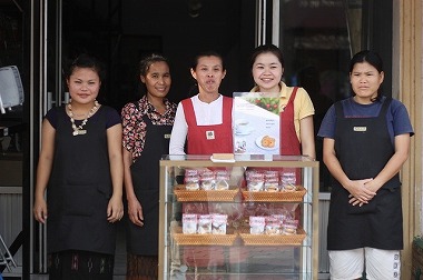 �N�b�L�[�`�[��������Ŏʂ��Ă���ʐ^